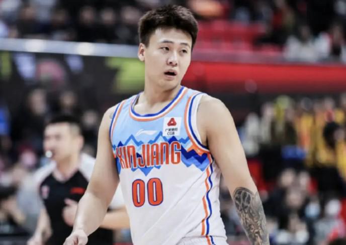 媒體人員：北京和北京企業(yè)都非常想要Zhao Rui 但是新疆的第一個意圖是讓他保持